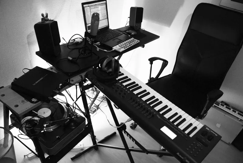 Plug In, Press Record, Go Broke: The Hidden Math Behind Canada's Home Studio Boom